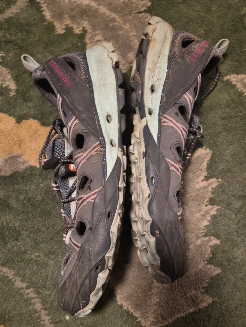 Women's Grey and Pink Athletic Sandals